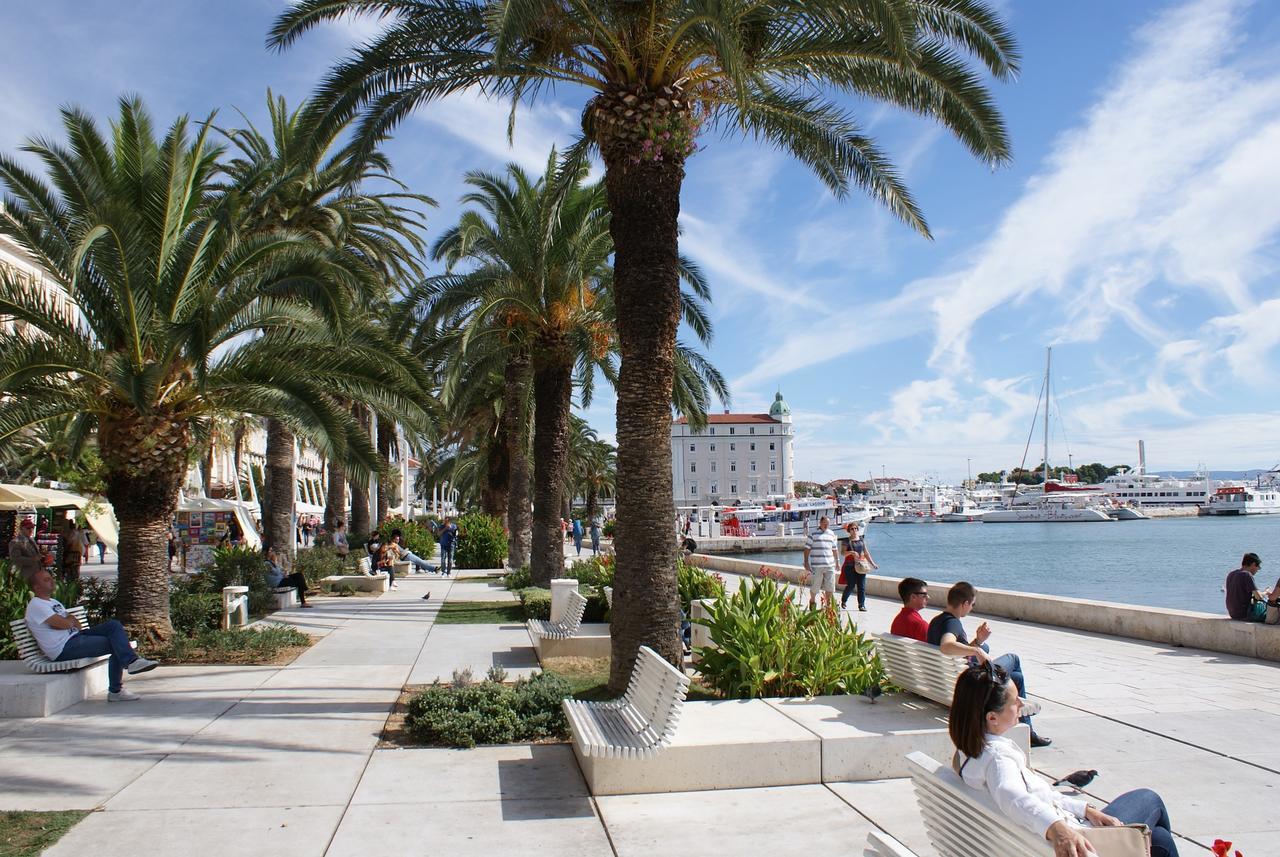 A Quiet Apartment With Balcony In Split Exterior foto